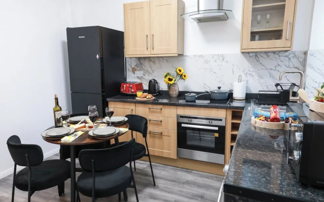 Victoria Road Apartment in Stoke