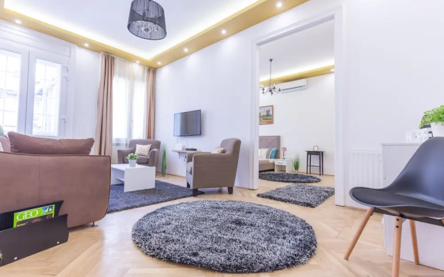 Real Apartments Zoltan