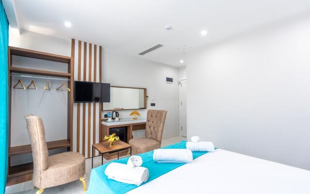 WP White Palace Hotel