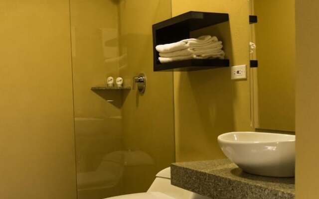 Oasis Fresh Hotel
