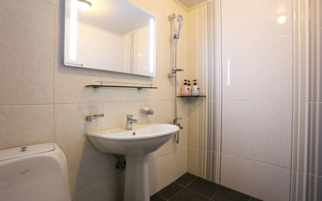 Hongcheon Garisan Deuo Motel