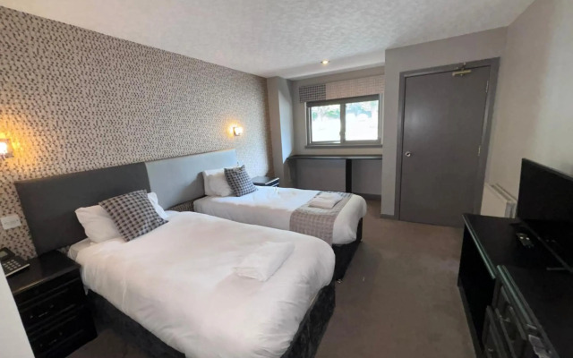 Richmond Park Hotel