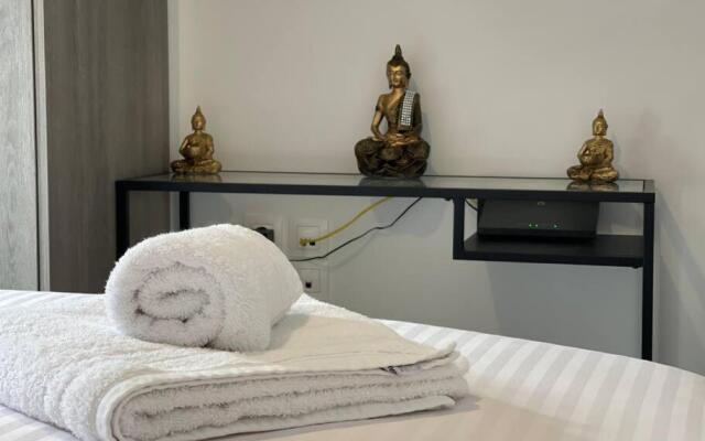 Boutique At Historic Centrum 2