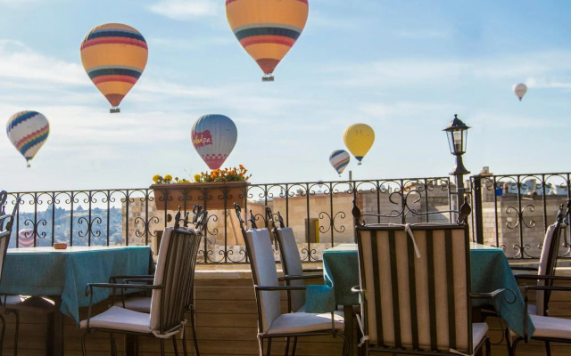 Milat Cave Hotel