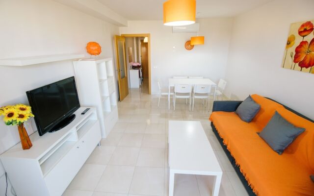 Espectacular residencial en 2ª linea Piscina/Tenis