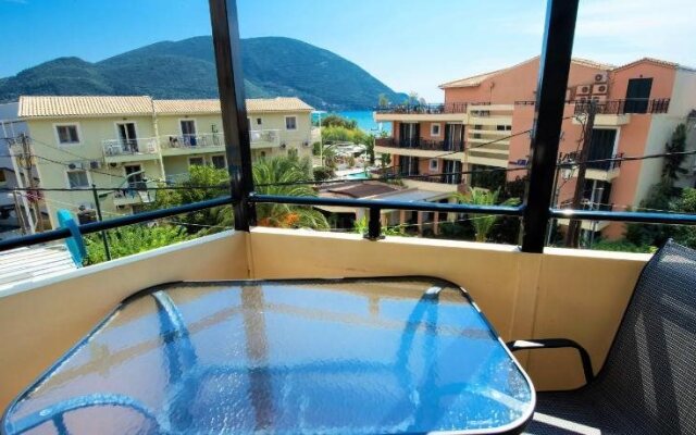 Argo Maisonettes & Suites