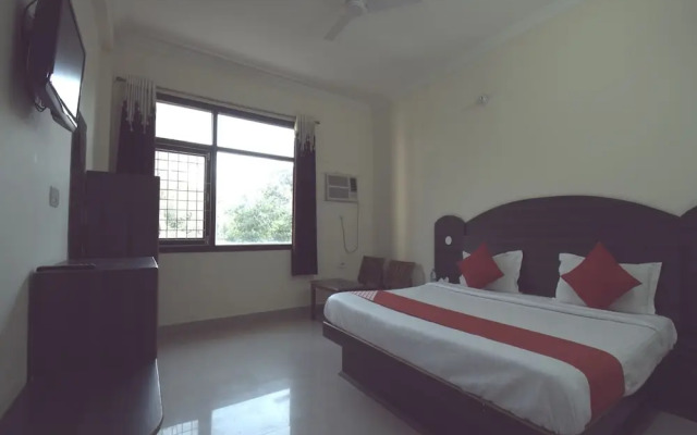 OYO 22799 Devi Mahal