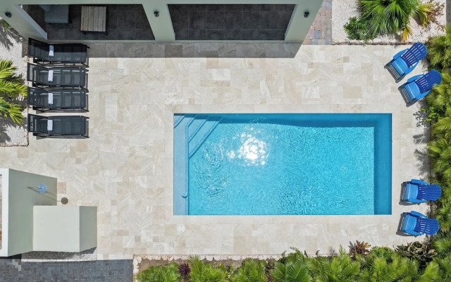 Villa Jasmijn  with private pool, at Mambo Beach