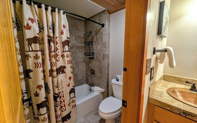 Homestead 2031 by SummitCove Vacation Lodging