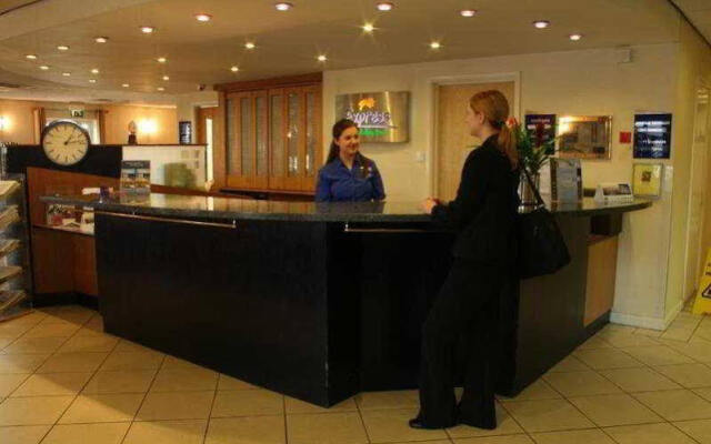 Holiday Inn Express Gloucester South M5 Jct12