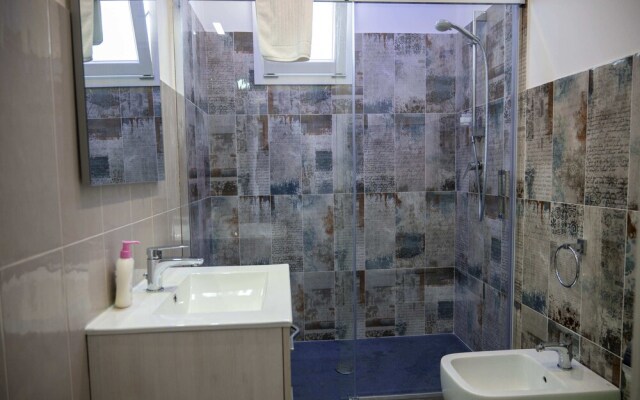 Zircone Apartment On Sea Shore