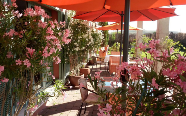 Hotel Santa Coloma del Camino