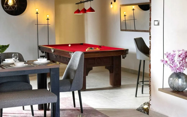 The Built-up 2 BDR Condo 15 min to CAI Airpt