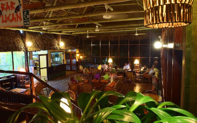 Ceiba Tops Lodge
