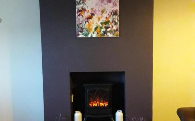 4 bedroom home by the sea