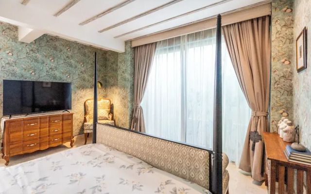 Luxurious Arakana Villa with Pool