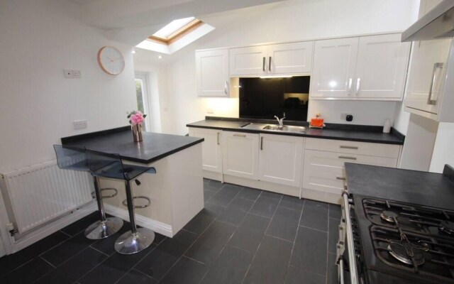 Remarkable 3-bed House in Bath