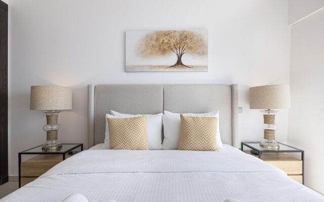 Stunning 1-bed in the Iconic Cayan Tower