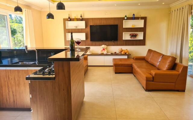 Refugio Serra Grande - Espaço Gourmet - 11 Pessoas