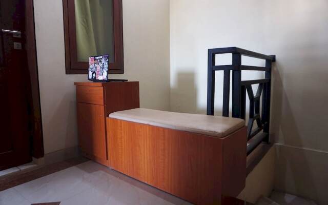 Hotel O Kos Citra Syariah Near Bukit Marezo