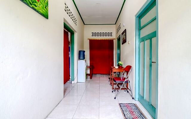Bahagia Sederhana Homestay by ZUZU