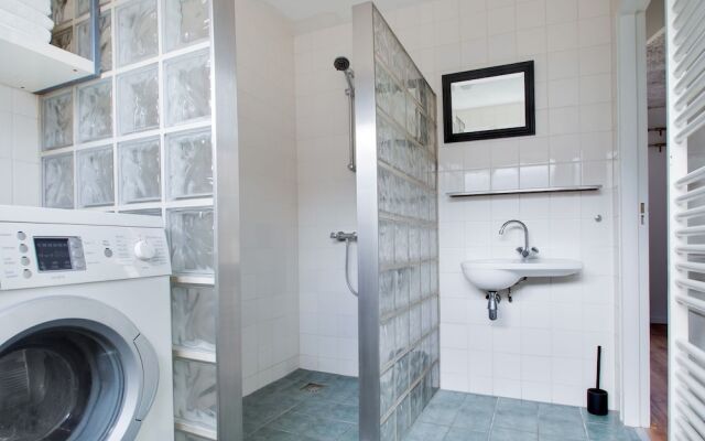 Simplistic Holiday Home in Kaatsheuvel near Efteling