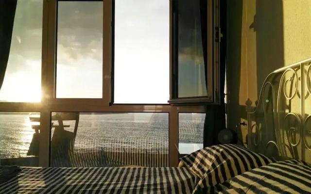Seaviews-gijon-parking-2br-walk to Beach-wifi