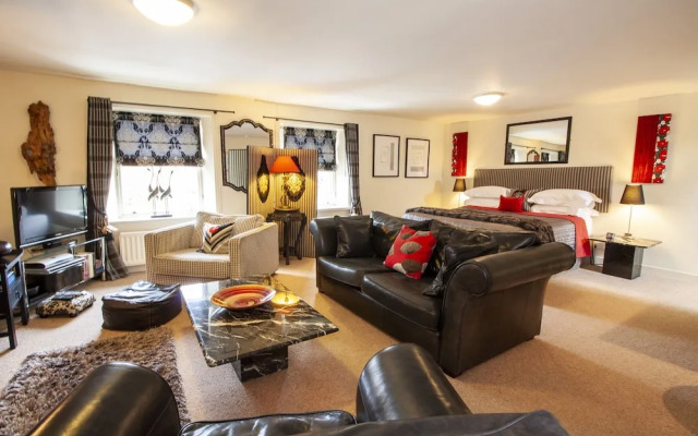 The Tankerville Arms