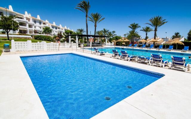 MA2- Sea views, walking distance to Puerto Banus