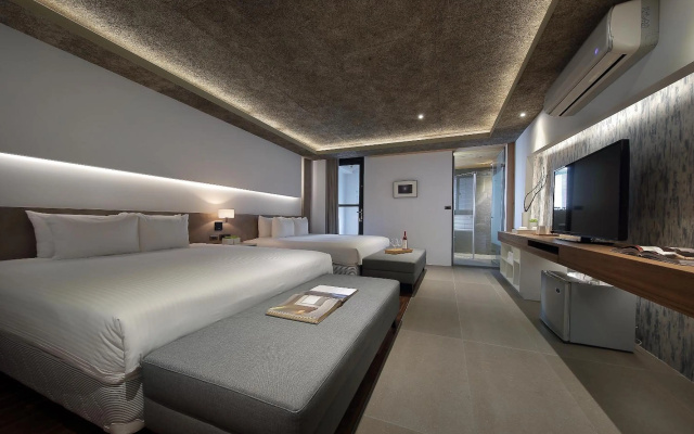 Laurel Villa - Image 6
