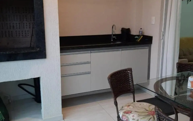 Bombinhas - Residencial Atalanta 101A