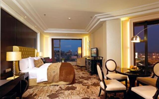 Days Hillsun & Suite