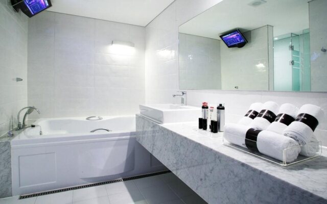 Antives Hotel