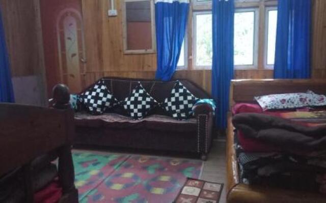 Vamoose Sinkawli Homestay