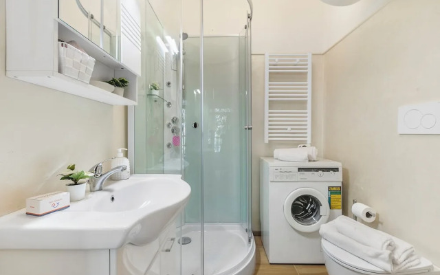Sonia Home With Shared Pool