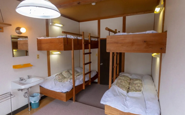 Lodge Jun