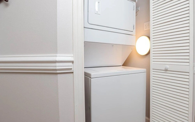 Phoenix X 1412 2 Bedroom Condo