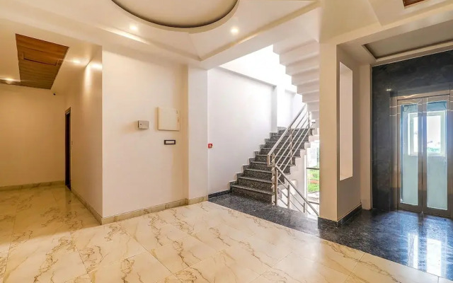 Fabexpress Global Inn New