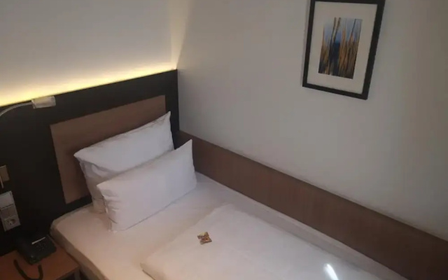 Astor & Aparthotel