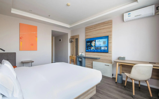 Hanting Hotel Kunming Stadium Metro Station