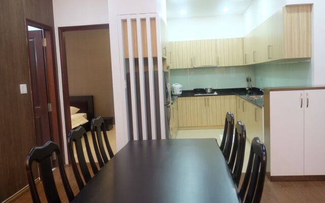 Poonsa Serviced Apartment