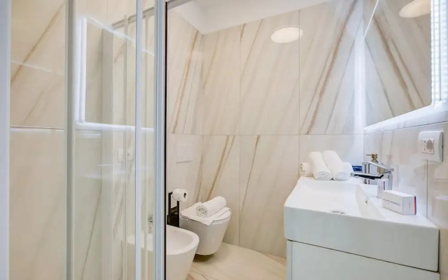 Beachy Vibes- 900m From the Beach