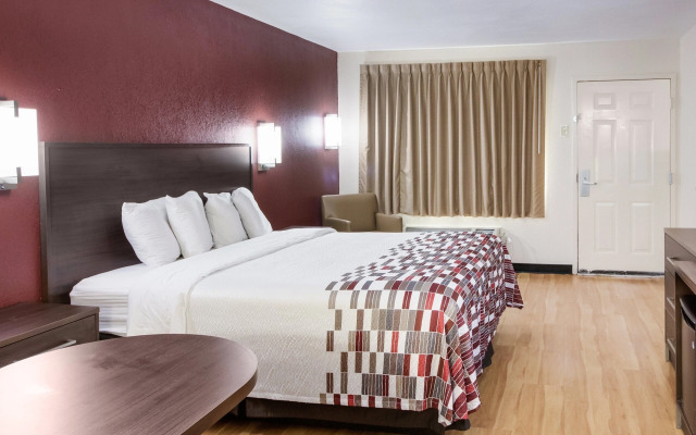 Red Roof Inn & Suites Commerce - Athens