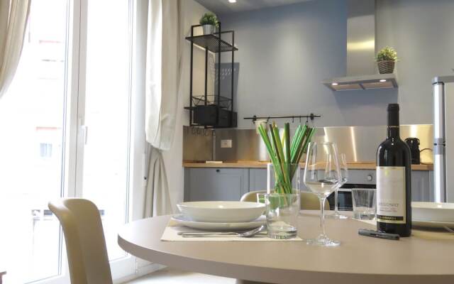 8 Colonne Apartments