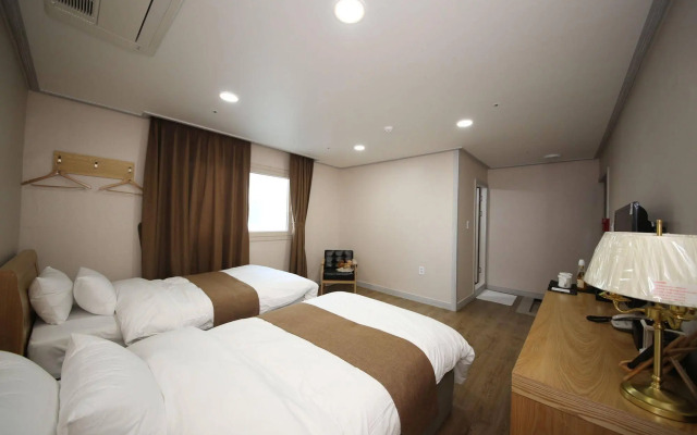 Hotel Aroha