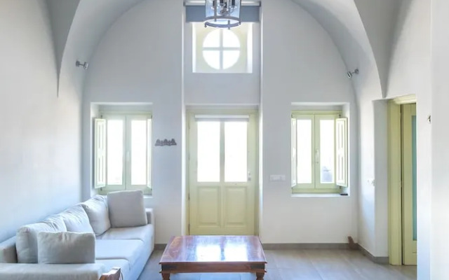 1897 Old River Mansion