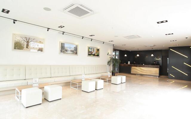 Shinchon Ever8 Serviced Residence