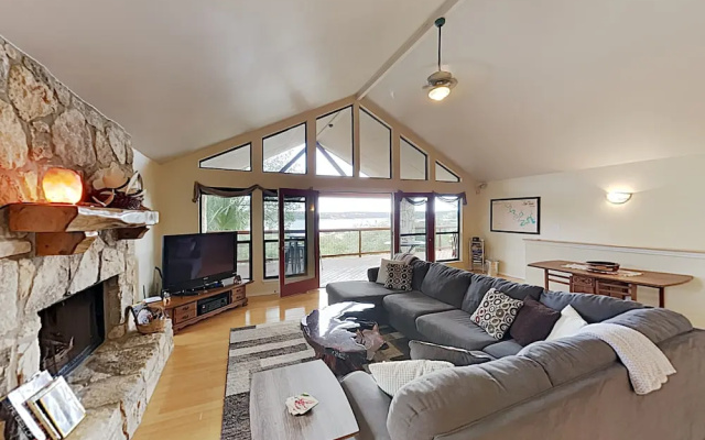 Howdy - 3 Br Home