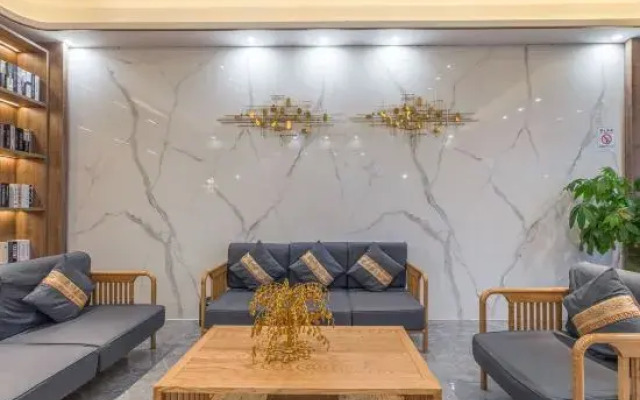 Baiyue Hotel (Pinghu Xinhua Middle Road)