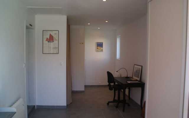 Fantastic Renovated House on the Opal Coast Cliffs